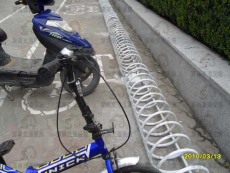 旋涡型自行车架 广场自行车架