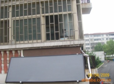 供应阳台壁挂式平板太阳能热水器
