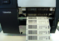 开平提供大量外箱标签打印服务.服装吊牌打印服务