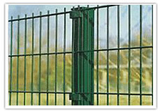 供应护栏网 双边丝护栏网 隔离栅 工厂防护网价格